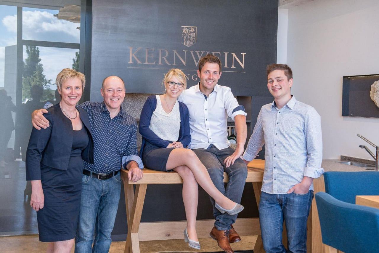 Weingut Kernwein Hotel Seinsheim Luaran gambar